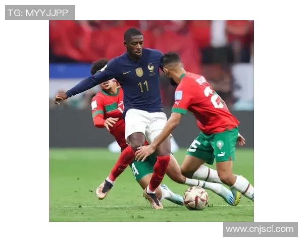 世界杯历史冷门巴萨4-0战胜AC米兰红牌风波引发全场热议