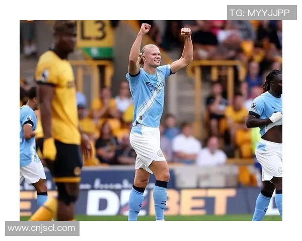 国王杯曼城小胜热刺红牌争议引发全场热议战术分析与精彩瞬间回顾