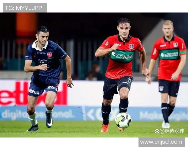 德甲精彩对决尤文图斯与巴黎圣日耳曼战成平局转会传闻引发热议