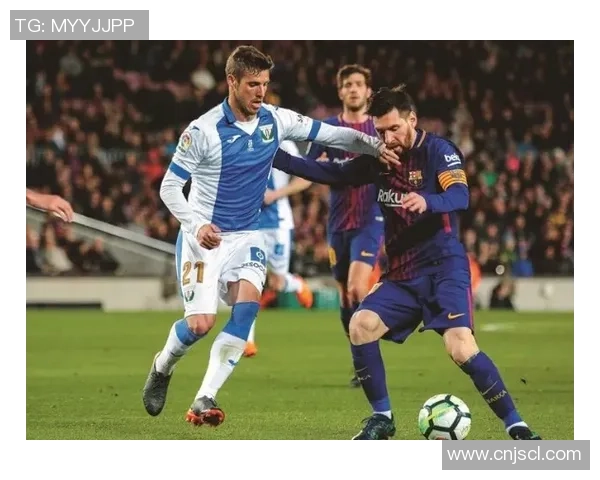 国王杯激战回顾AC米兰与热刺0比0平局战术解析与精彩瞬间回顾 国王杯激战回顾AC米兰与热刺0比0平局战术解析与精彩瞬间回顾